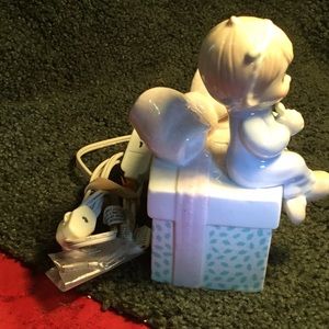 Precious Moments night light..(NEW) very nice for child’s room